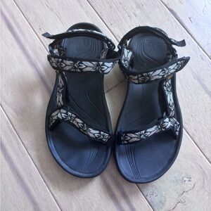 TEVA Hurricane Hazel Sport Sandals. Size 9, EUC